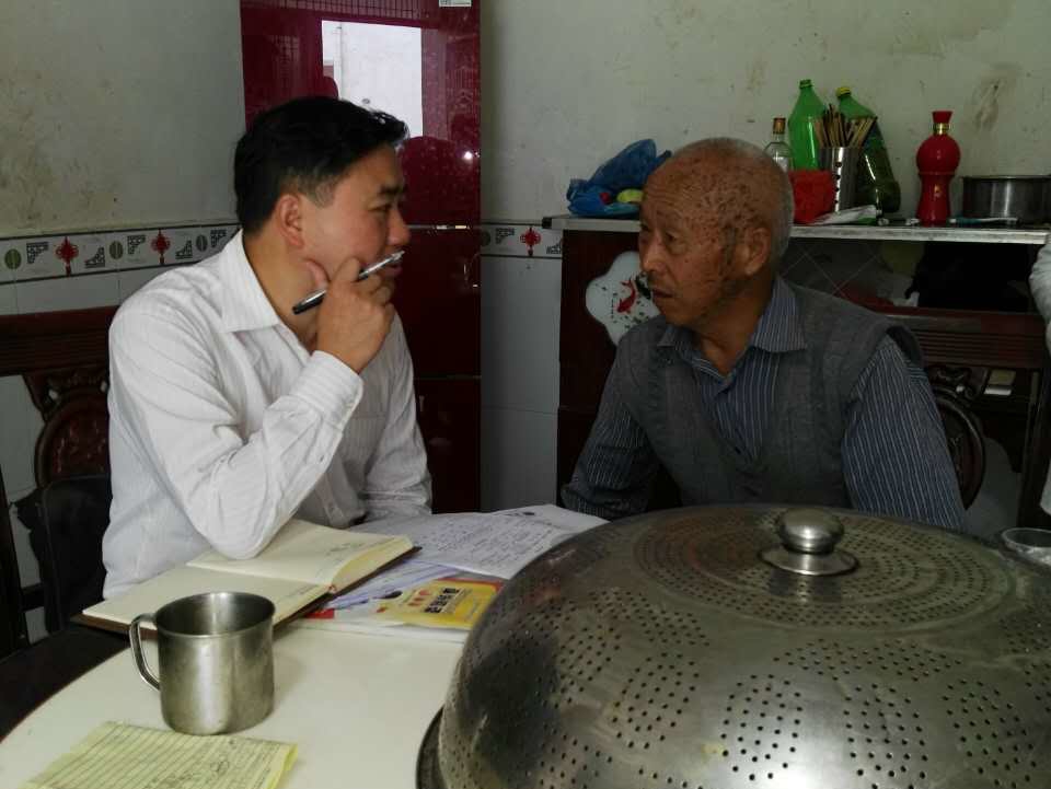 书记扶贫走访张友生_看图王.jpg